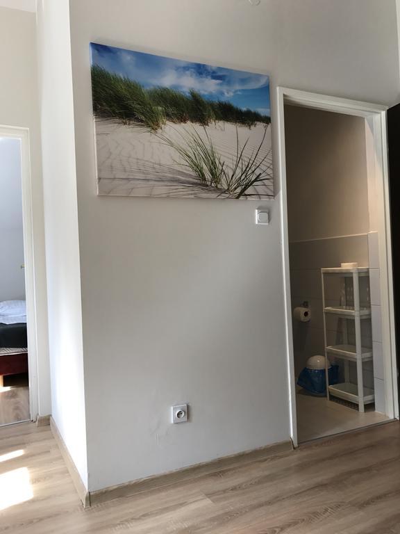 Zielona Noc Apartamento Dziwnówek Exterior foto